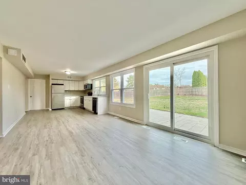 23 Pershing Ln, Sicklerville, NJ 08081 photo 14