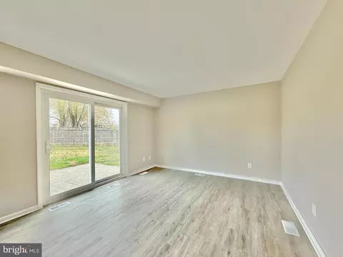 23 Pershing Ln, Sicklerville, NJ 08081 photo 13