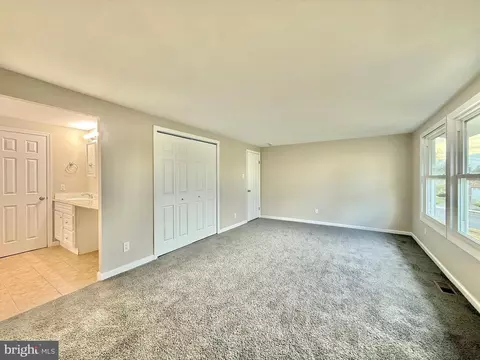 23 Pershing Ln, Sicklerville, NJ 08081 photo 25
