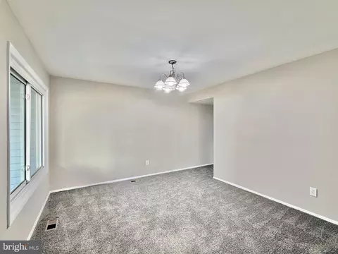 23 Pershing Ln, Sicklerville, NJ 08081 photo 17