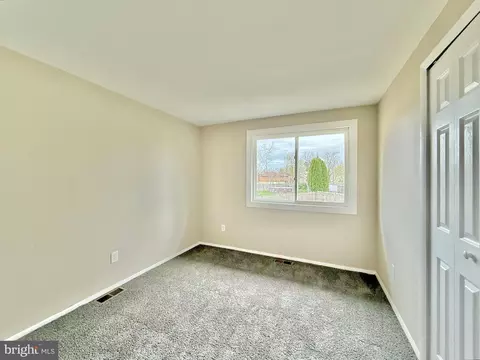 23 Pershing Ln, Sicklerville, NJ 08081 photo 19