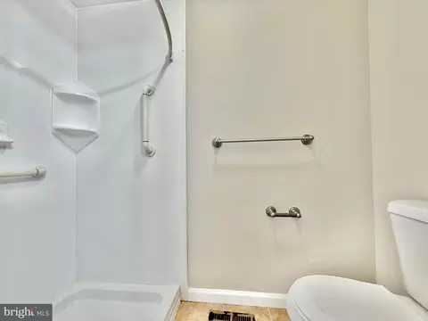 23 Pershing Ln, Sicklerville, NJ 08081 photo 28