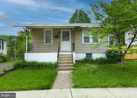 109 E Crestwood Ave, Somerdale, NJ 08083