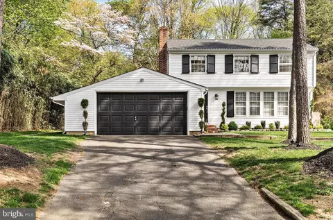 112 W Riding Rd, Cherry Hill, NJ 08003