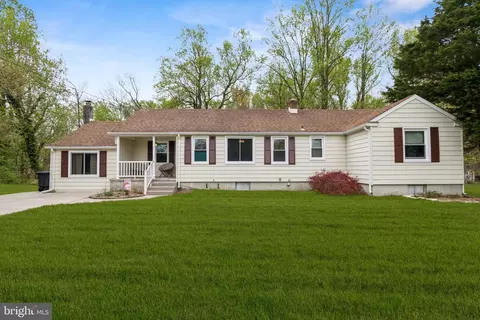 708 Robert Ave, Lindenwold, NJ 08021