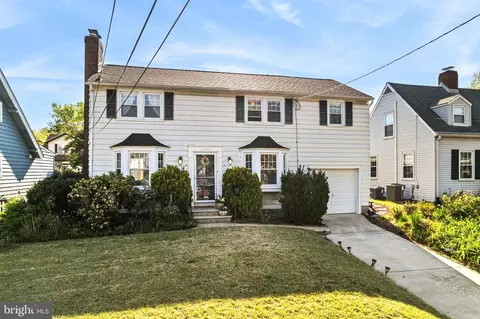 203 Harding Ave, Westmont, NJ 08108