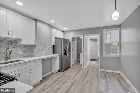 407 Powell St, Gloucester City, NJ 08030
