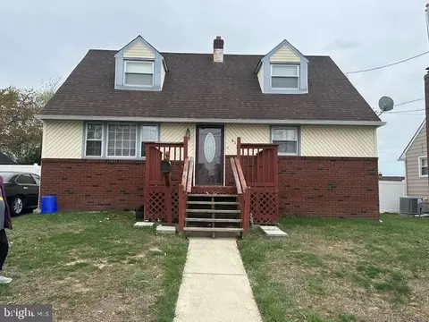 825 Devenney Dr, Bellmawr, NJ 08031