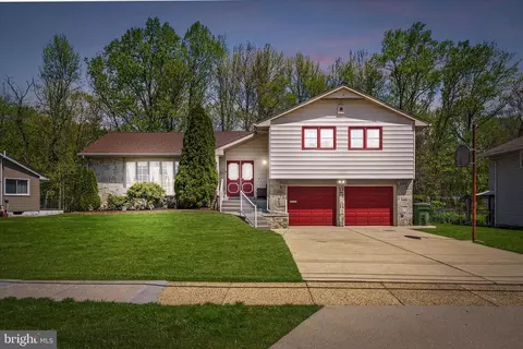 108 Mansfield Blvd S, Cherry Hill, NJ 08034