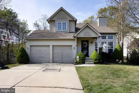 4 Silvius Ct, Sicklerville, NJ 08081