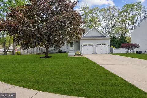 45 Country Club Rd, Pine Hill, NJ 08021