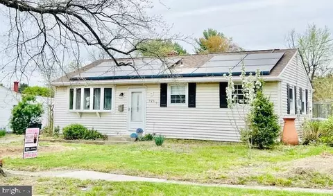 725 Bentley Rd, Lindenwold, NJ 08021