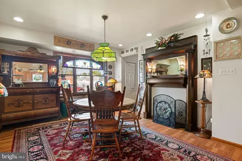 Dining - 91 Estates Rd, Pine Hill, NJ 08021 photo 2 of 2