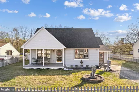 91 Estates Rd, Pine Hill, NJ 08021