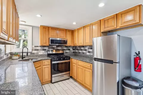 Kitchen - 96 E 9th Ave, Pine Hill, NJ 08021 photo 3 of 4