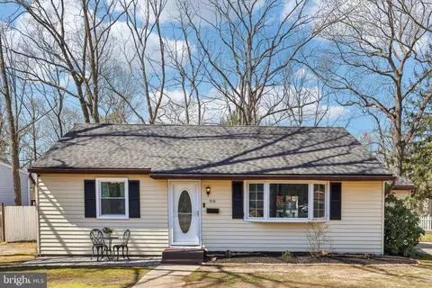 96 E 9th Ave, Pine Hill, NJ 08021