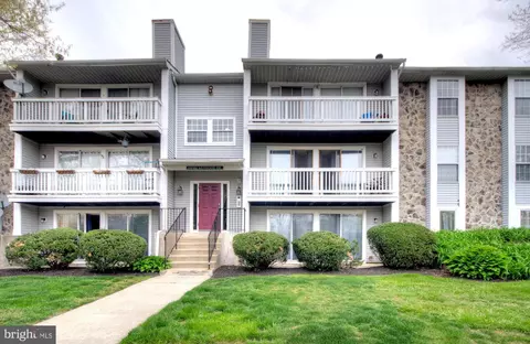 155 Kenwood Dr, Sicklerville, NJ 08081
