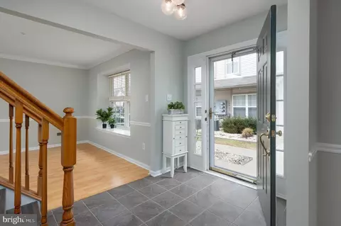 2608 Beacon Hill Dr, Sicklerville, NJ 08081