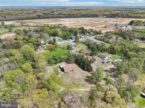 View/Area - 2 Oakview Dr, Berlin, NJ 08009 photo 7 of 10