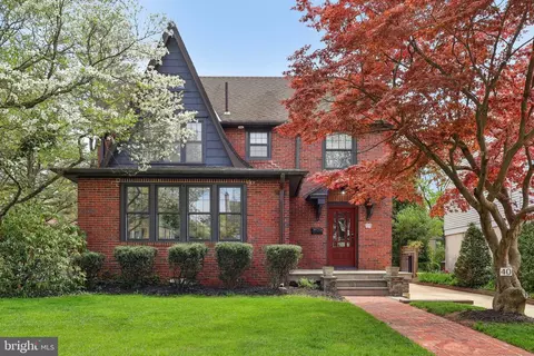 40 Treaty Elm Ln, Haddonfield, NJ 08033