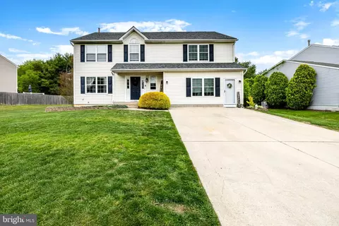 126 Annapolis Dr, Sicklerville, NJ 08081