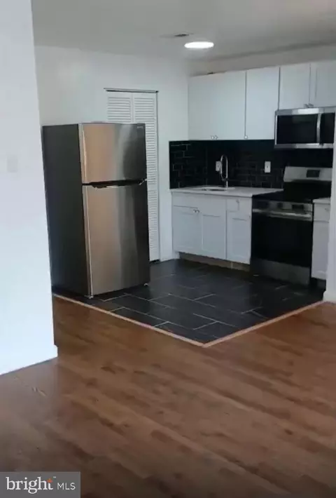 807 Britton Pl, Voorhees, NJ 08043