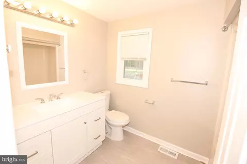415 Sheppard Ave, Runnemede, NJ 08078 photo 15