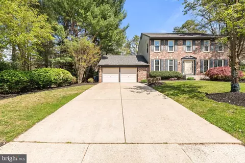 30 Chatham Dr, Voorhees, NJ 08043
