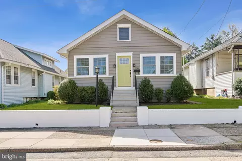 196 Carlisle Rd, Audubon, NJ 08106