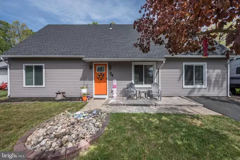 34 Pittman Ln, Sicklerville, NJ 08081