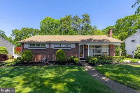 120 Crest Ave, Berlin, NJ 08009