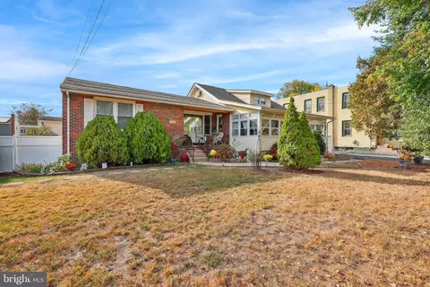 2507 42nd St, Pennsauken, NJ 08110