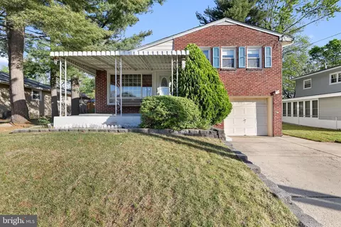 7445 Grant Ave, Pennsauken, NJ 08109