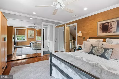 Bedroom - 902 Warwick Rd, Haddonfield, NJ 08033 photo 2 of 6