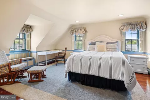 Bedroom - 902 Warwick Rd, Haddonfield, NJ 08033 photo 5 of 6