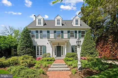 902 Warwick Rd, Haddonfield, NJ 08033