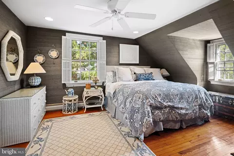 Bedroom - 902 Warwick Rd, Haddonfield, NJ 08033 photo 3 of 6