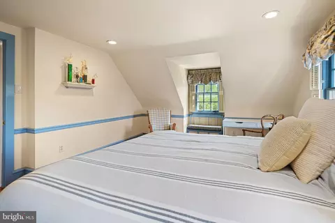 Bedroom - 902 Warwick Rd, Haddonfield, NJ 08033 photo 6 of 6