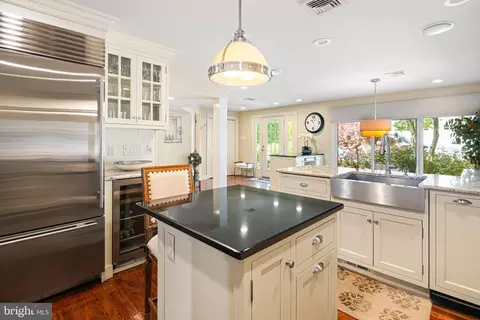 Kitchen - 902 Warwick Rd, Haddonfield, NJ 08033 photo 3 of 4