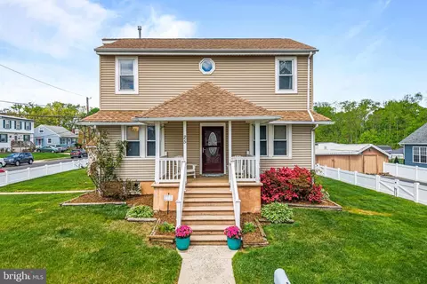 25 Northmont Ave, Mount Ephraim, NJ 08059