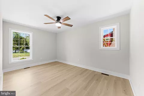 129 Juniper Ave, Berlin, NJ 08009 photo 27