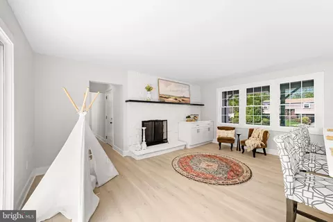 129 Juniper Ave, Berlin, NJ 08009 photo 9