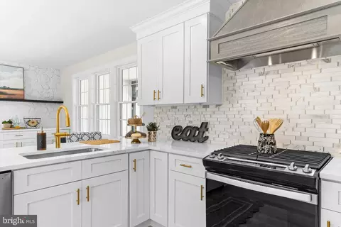 129 Juniper Ave, Berlin, NJ 08009 photo 16