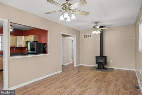 Living - 106 E 13th Ave, Pine Hill, NJ 08021 photo 1 of 4