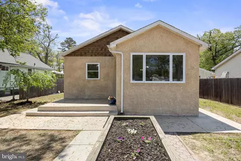 106 E 13th Ave, Pine Hill, NJ 08021