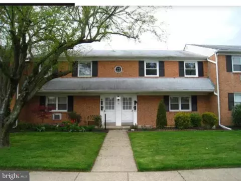 13 C Sunnybrook Rd, Stratford, NJ 08084