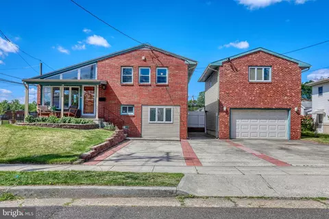 2657 Finlaw Ave, Pennsauken, NJ 08109