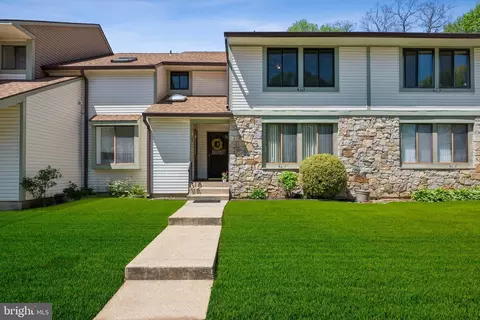 111 Avignon Way, Pennsauken, NJ 08109