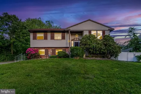927 Edgemoor Rd, Cherry Hill, NJ 08034