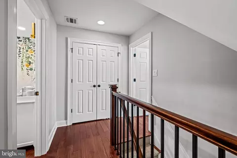 Entry Way - 11 E Upland Way, Haddonfield, NJ 08033 photo 13 of 15